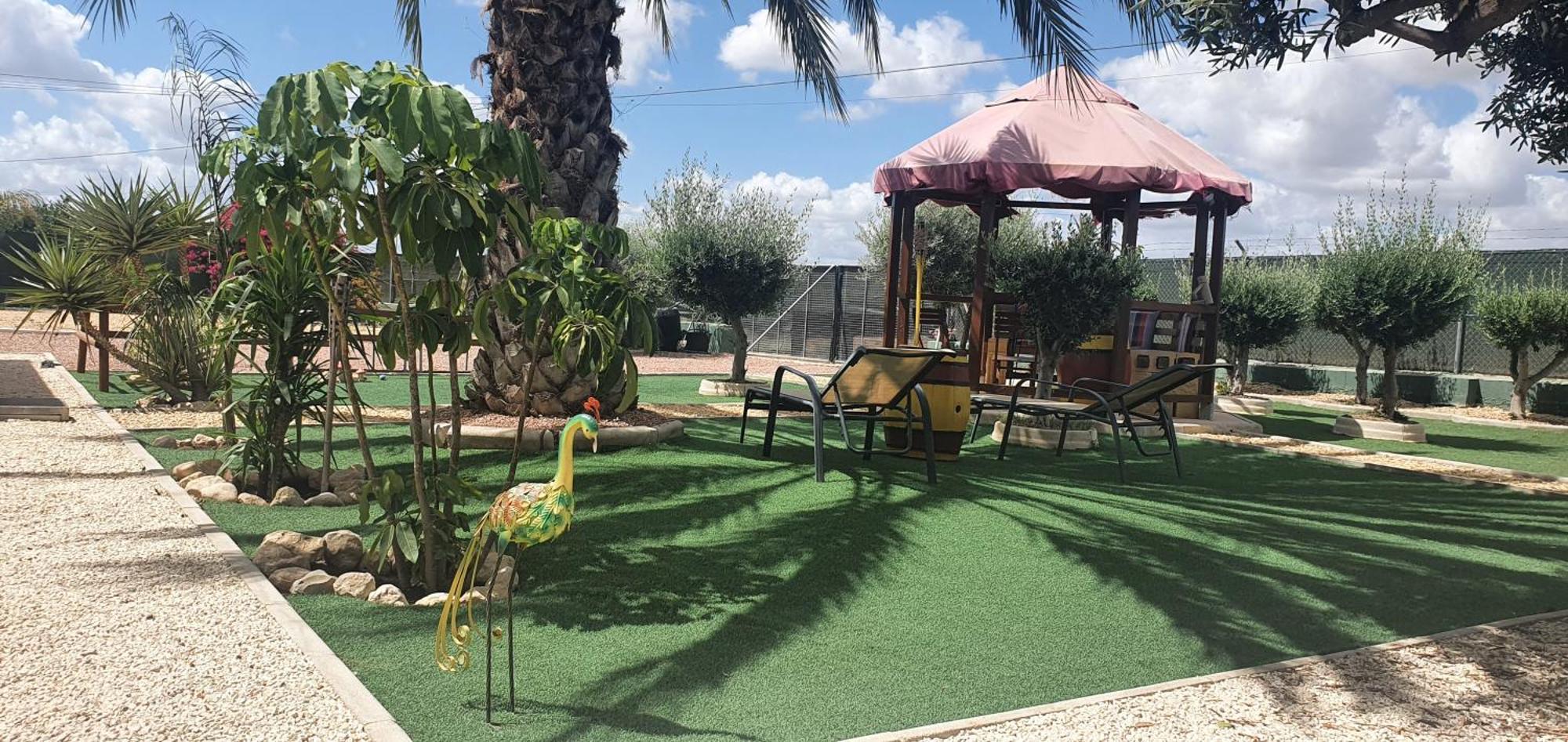 Casadelfenix Hotel Кревиленте Екстериор снимка