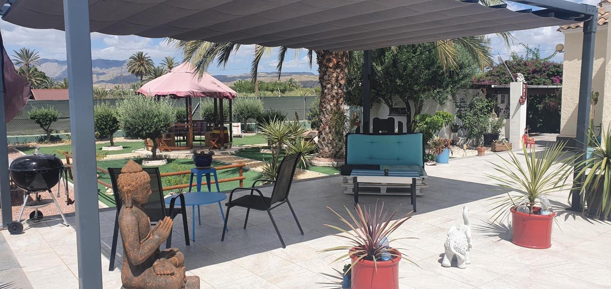 Casadelfenix Hotel Кревиленте Екстериор снимка